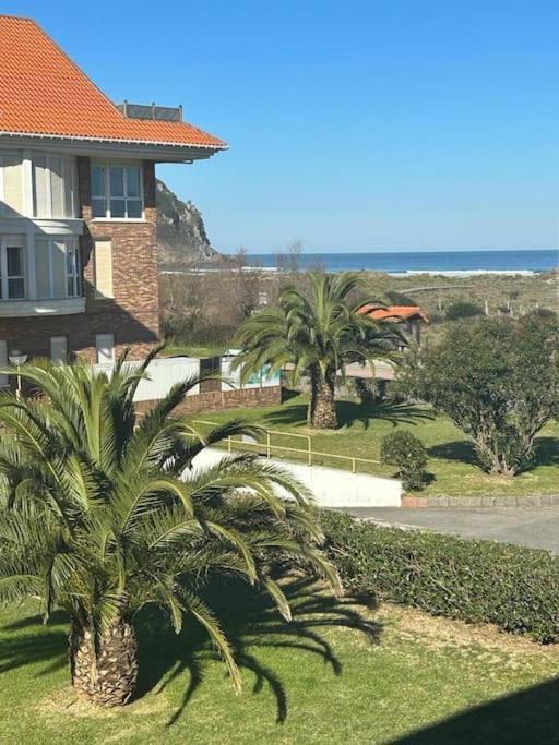 Playa De Berria -Apartamento Con Piscina Y Vistas Al Mar Santoña Buitenkant foto