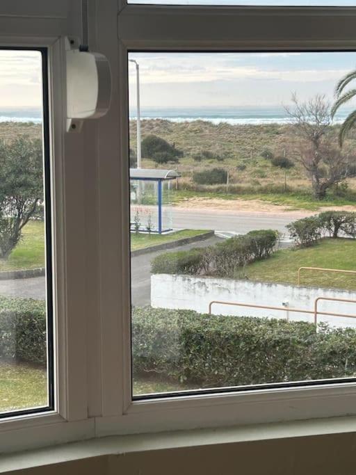 Playa De Berria -Apartamento Con Piscina Y Vistas Al Mar Santoña Buitenkant foto